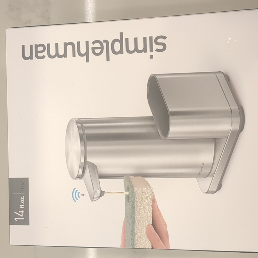 NWT Simplehuman Sensor Pump Soap Dispenser With Sponge Caddy